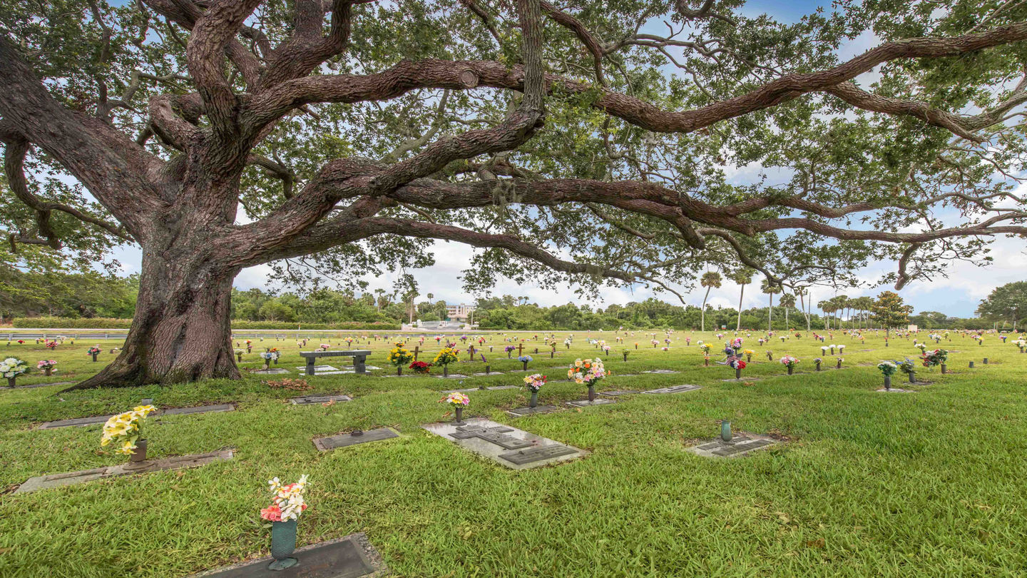 Life Event Center At Florida Memorial Memorial Gardens