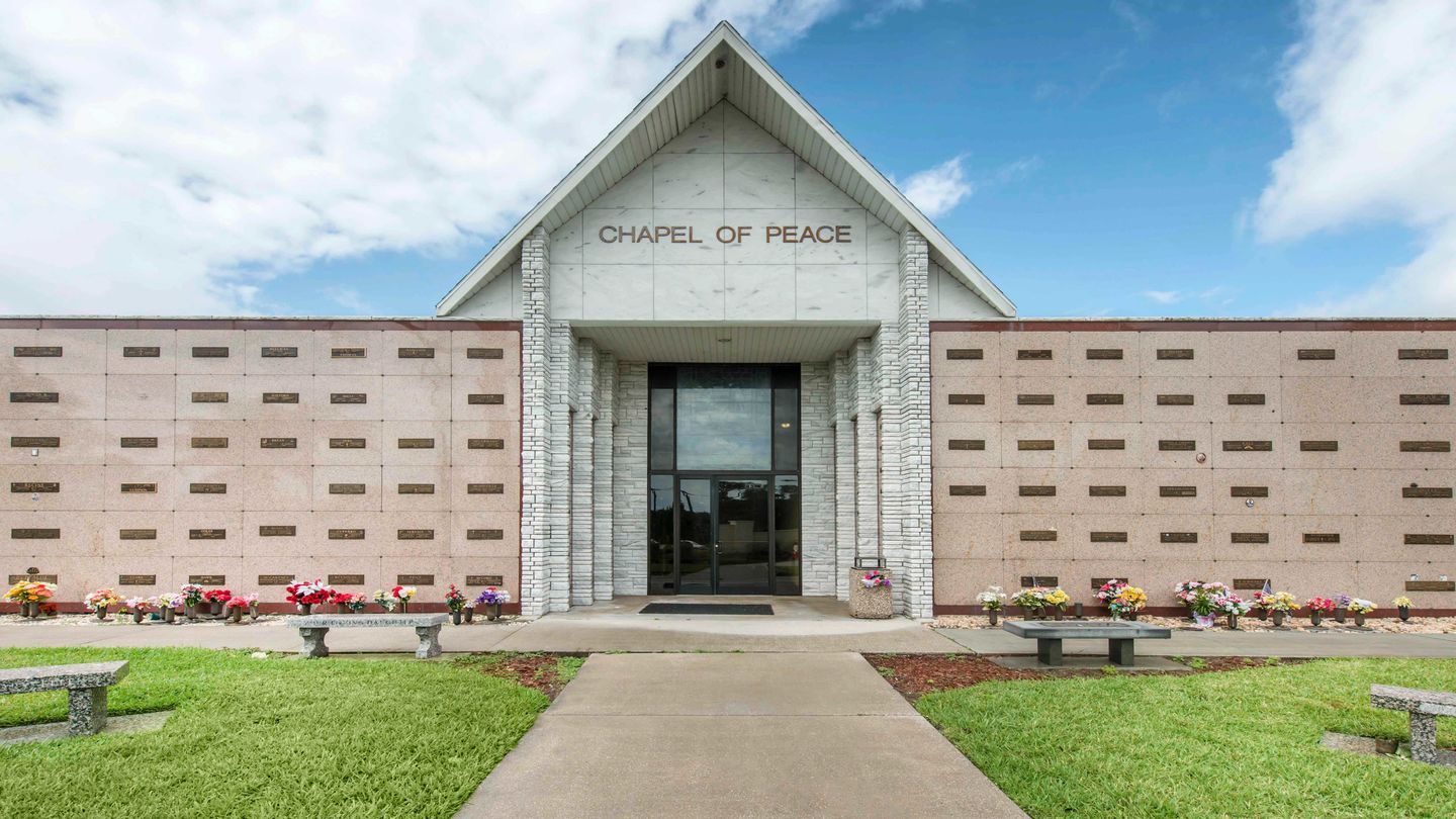 Life Event Center At Florida Memorial Memorial Gardens