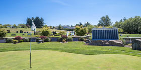 Memorial golf park at Sunset Hills Memorial Park