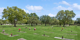 Cemetery grounds at Baldwin-Fairchild Oaklawn Chapel & Oaklawn Cemetery