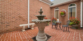 Sitting area at Dunbar Funeral Home – Dutch Fork Chapel